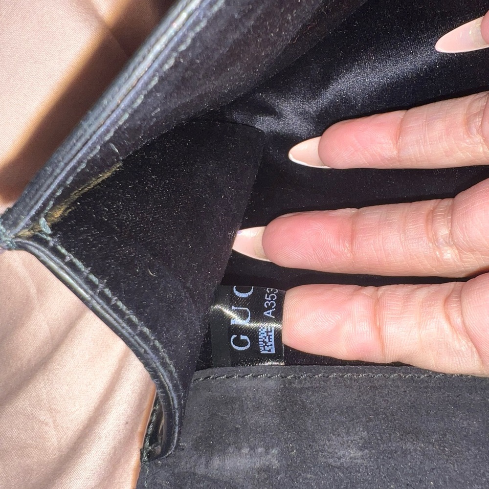 Authentic gucci clutch - Picture 4 of 4